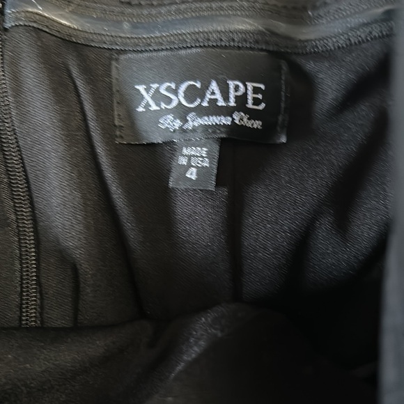 XSCAPE Black Embellished One Shoulder Ruched Maxi Dress Gown size 4 - Picture 6 of 7